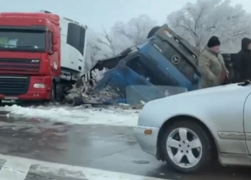 ДТП с большегрузами в Казахстане